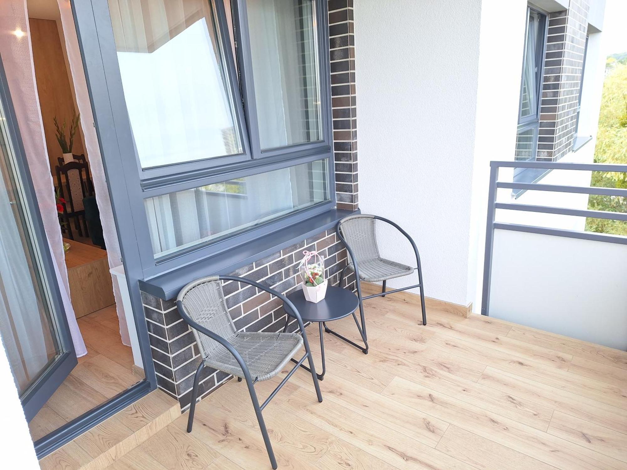 Loft 24 - Prywatny Parking Nawet Na Samochody Dostawcze, F-ra Vat Apartment